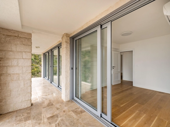 Trosoban stan 160 m² – Pržno, Budva — fotografija 13