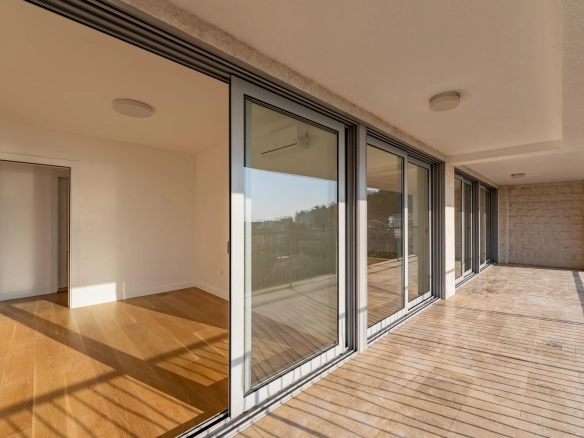 Trosoban stan 160 m² – Pržno, Budva — fotografija 15