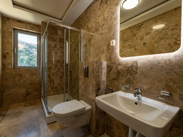 Trosoban stan 160 m² – Pržno, Budva — fotografija 19
