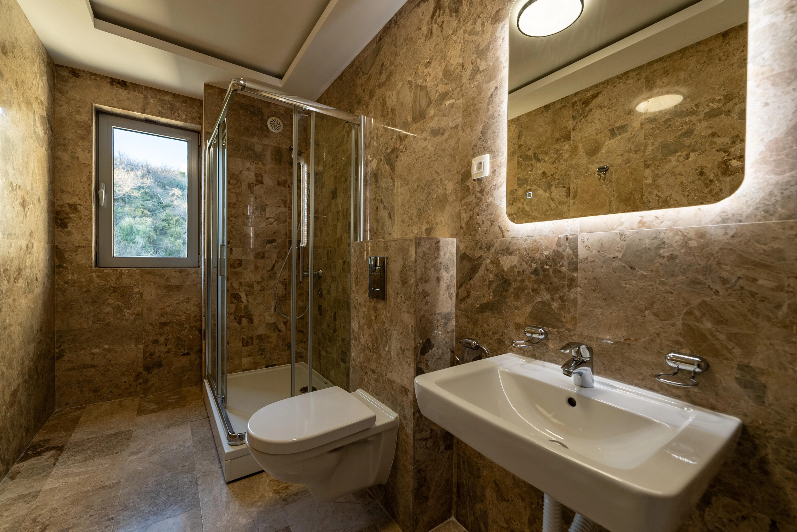 Trosoban stan 160 m² – Pržno, Budva — fotografija 19