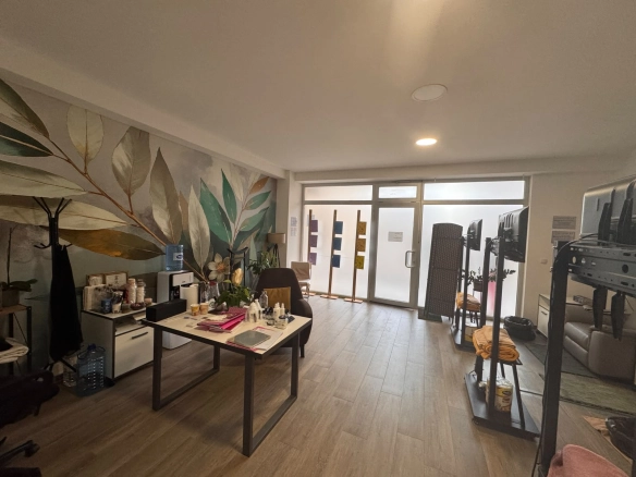 Poslovni prostor 39 m² – Rozino, Budva — fotografija 4