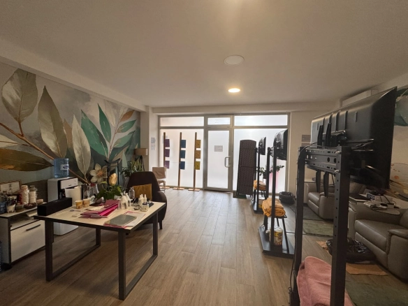 Poslovni prostor 39 m² – Rozino, Budva — fotografija 6
