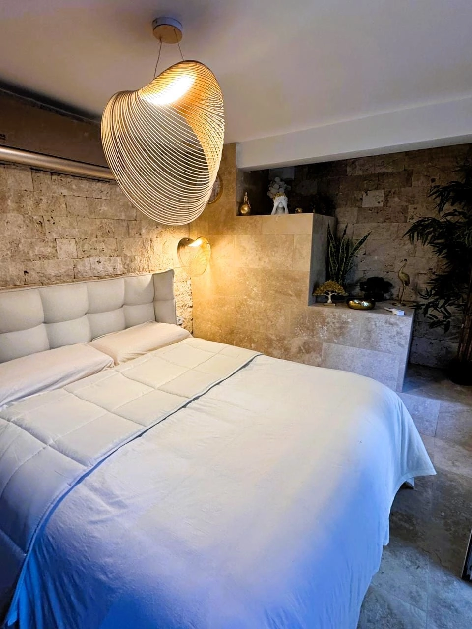 Trosoban-stan-na-prvoj-liniji-u-Prcanju-Kotor-19 Trosoban stan 110 m² – Prčanj, Kotor — fotografija 20