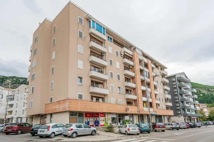 Dvosoban-dupleks-stan-sa-terasama-i-pogledom-na-more-Budva-1 Dvosoban stan 98 m² – Babilonija, Budva — fotografija 2