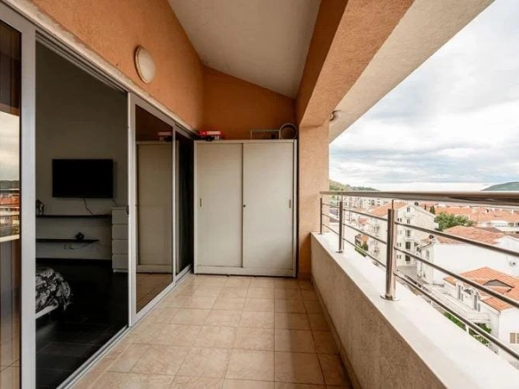 Dvosoban stan 98 m² – Babilonija, Budva — fotografija 10