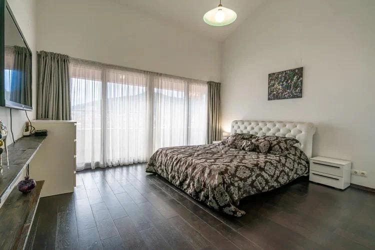 Dvosoban-dupleks-stan-sa-terasama-i-pogledom-na-more-Budva-13 Dvosoban stan 98 m² – Babilonija, Budva — fotografija 14
