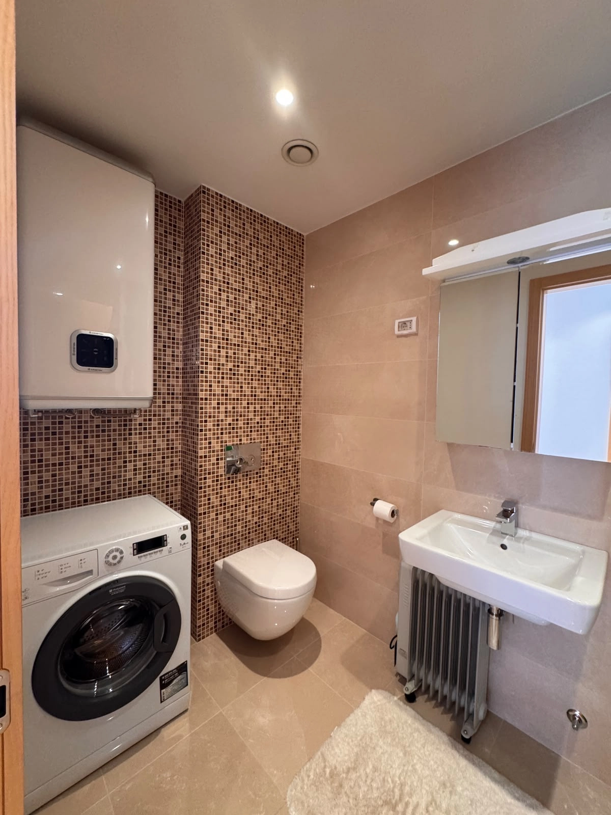 Dvosoban-stan-sa-terasom-u-Budvi-1 Dvosoban stan 105 m² – Budva — fotografija 2