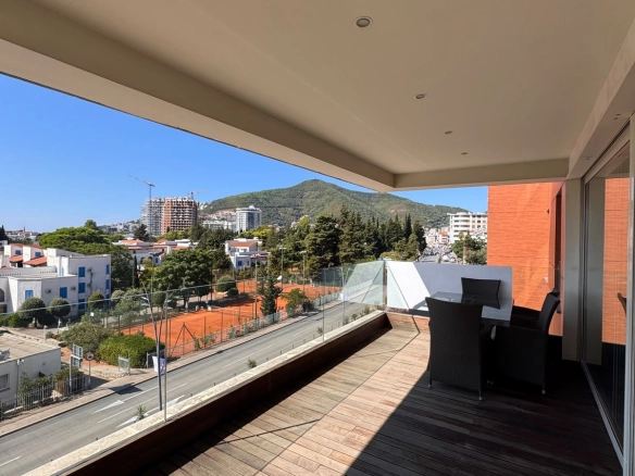 Dvosoban stan 105 m² – Budva — fotografija 10