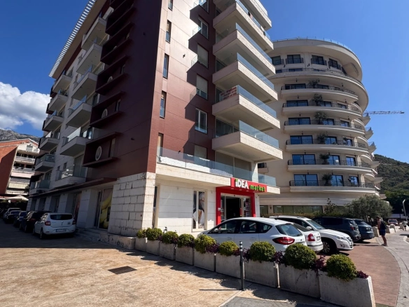 Dvosoban stan 105 m² – Budva — fotografija 13