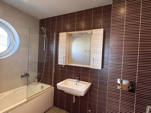 Dvosoban stan 105 m² – Budva — fotografija 16