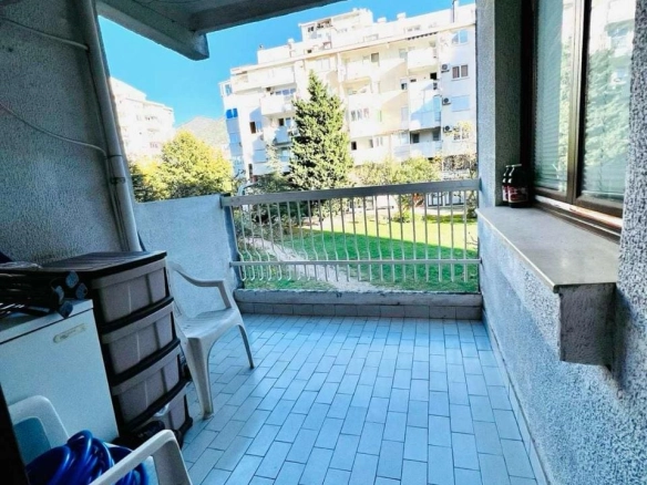Dvosoban stan 80 m² – Bar — fotografija 3