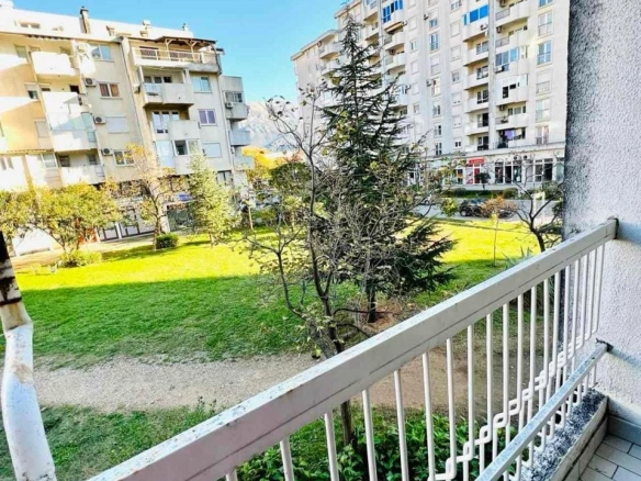 Dvosoban stan 80 m² – Bar — fotografija 6