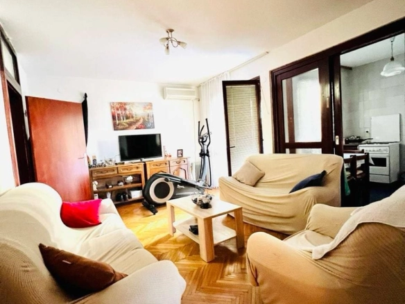 Dvosoban stan 80 m² – Bar — fotografija 9