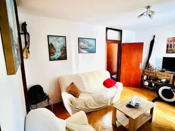 Dvosoban stan 80 m² – Bar — fotografija 13