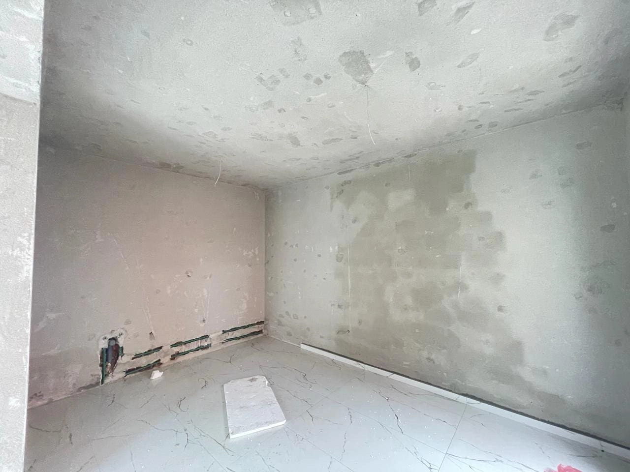Kuca-sa-terasom-i-pogledom-na-more-Dobra-Voda-Bar-1 Kuća 180 m² – Dobra Voda, Bar — fotografija 2