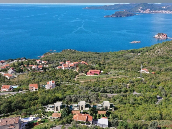 Vila sa bazenom u Blizikućama