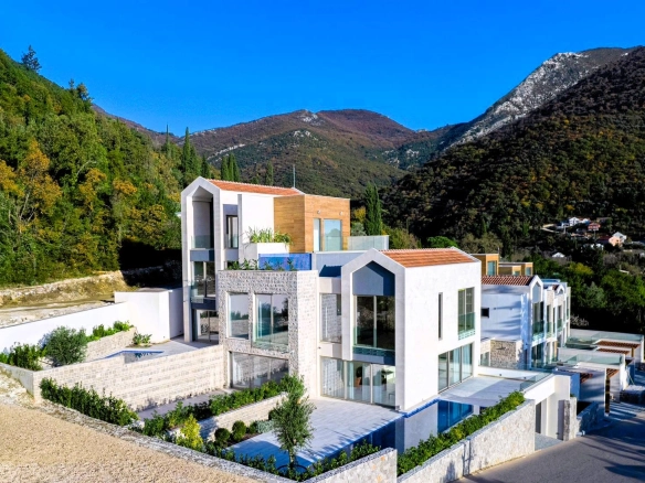 Kuća 146 m² – Donja Lastva, Tivat — fotografija 18