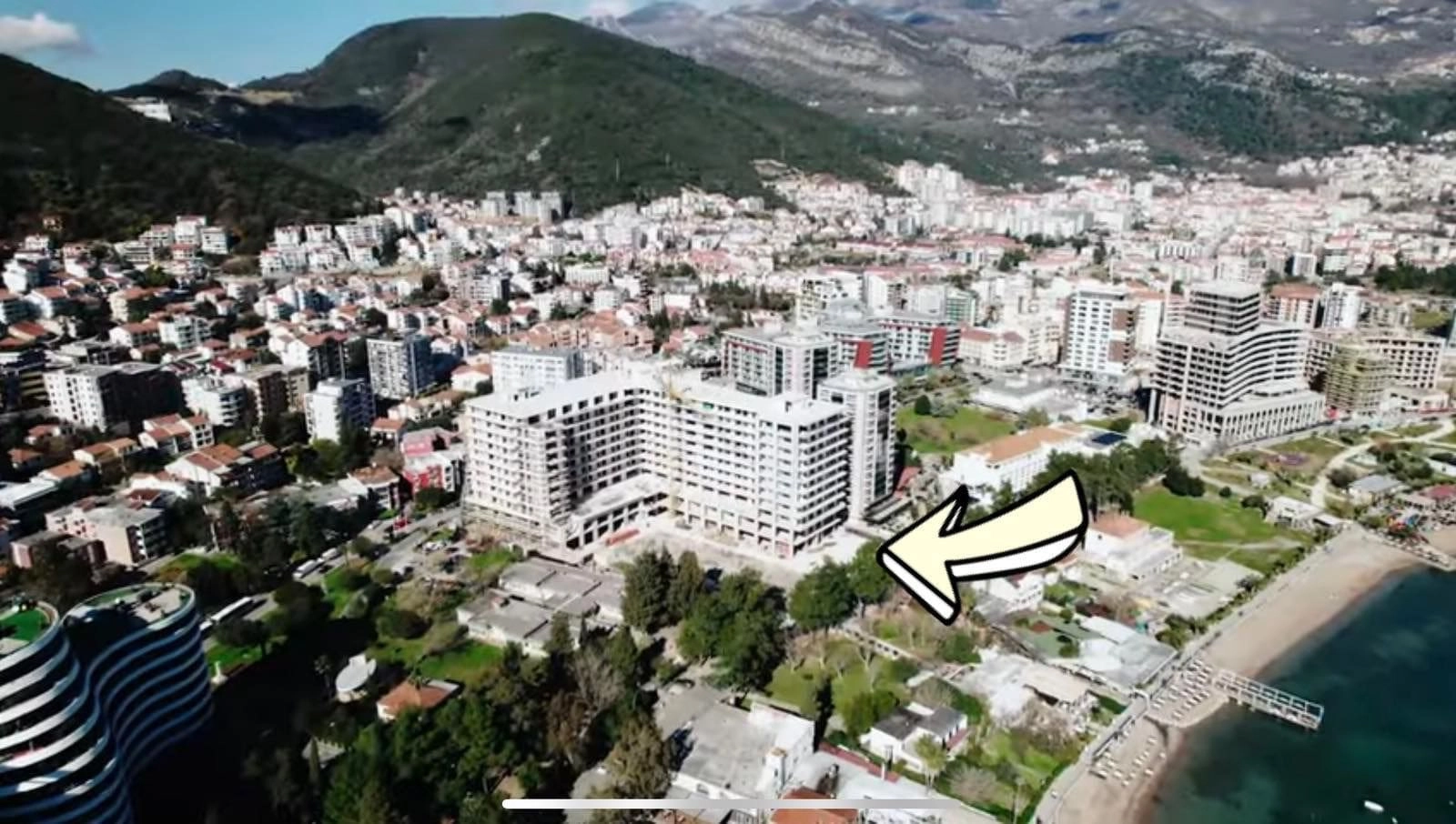 Jednosoban-stan-sa-terasom-u-kompleksu-Porto-Budva-Budva-1 Jednosoban stan 131 m² – Gospoština, Budva — fotografija 2