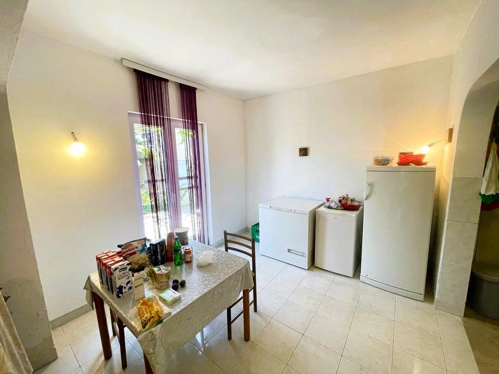 Kuca-sa-vrtom-u-Dobroj-Vodi-Bar-7 Kuća 250 m² – Dobra Voda, Bar — fotografija 8
