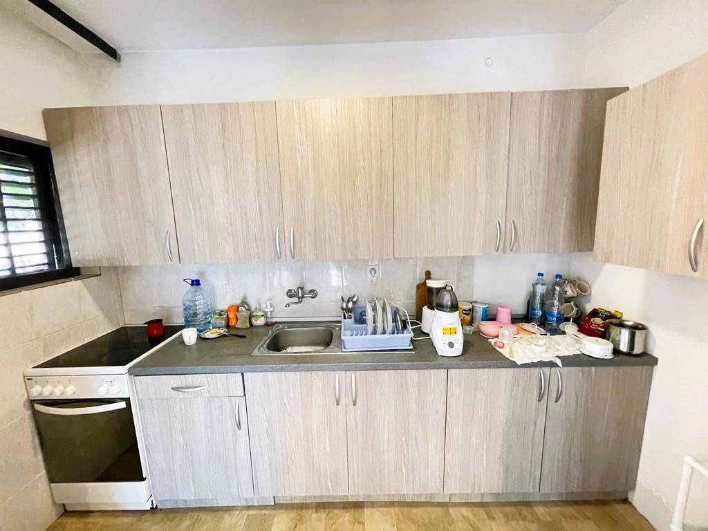 Kuca-sa-vrtom-u-Dobroj-Vodi-Bar-8 Kuća 250 m² – Dobra Voda, Bar — fotografija 9