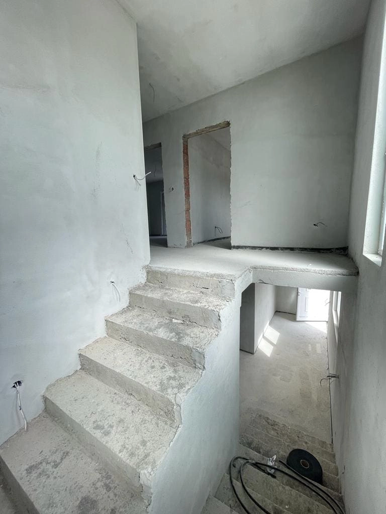 Nova-kuca-sa-terasom-i-placom-u-Baru-4 Kuća 140 m² – Bar — fotografija 5