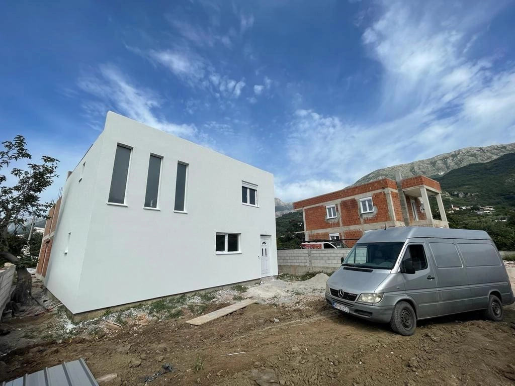 Nova-kuca-sa-terasom-i-placom-u-Baru-12 Kuća 140 m² – Bar — fotografija 13