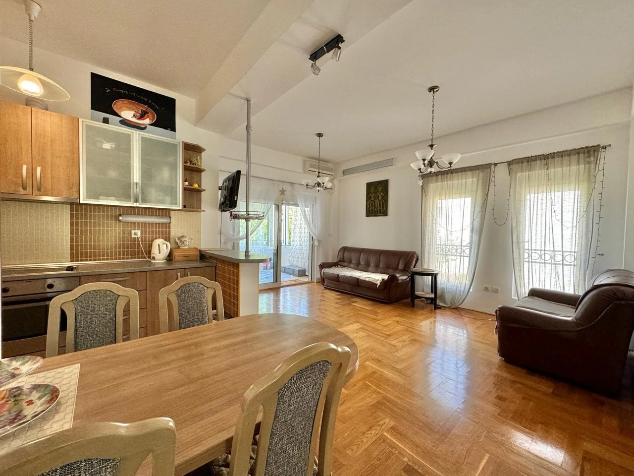 Dvosoban stan 65 m² – Podmaine, Budva — fotografija 13