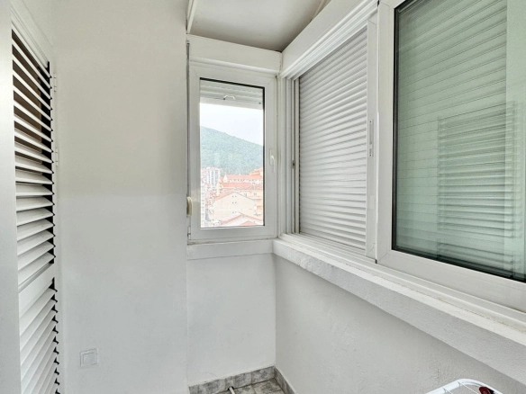 Dvosoban stan 54 m² – Budva — fotografija 2