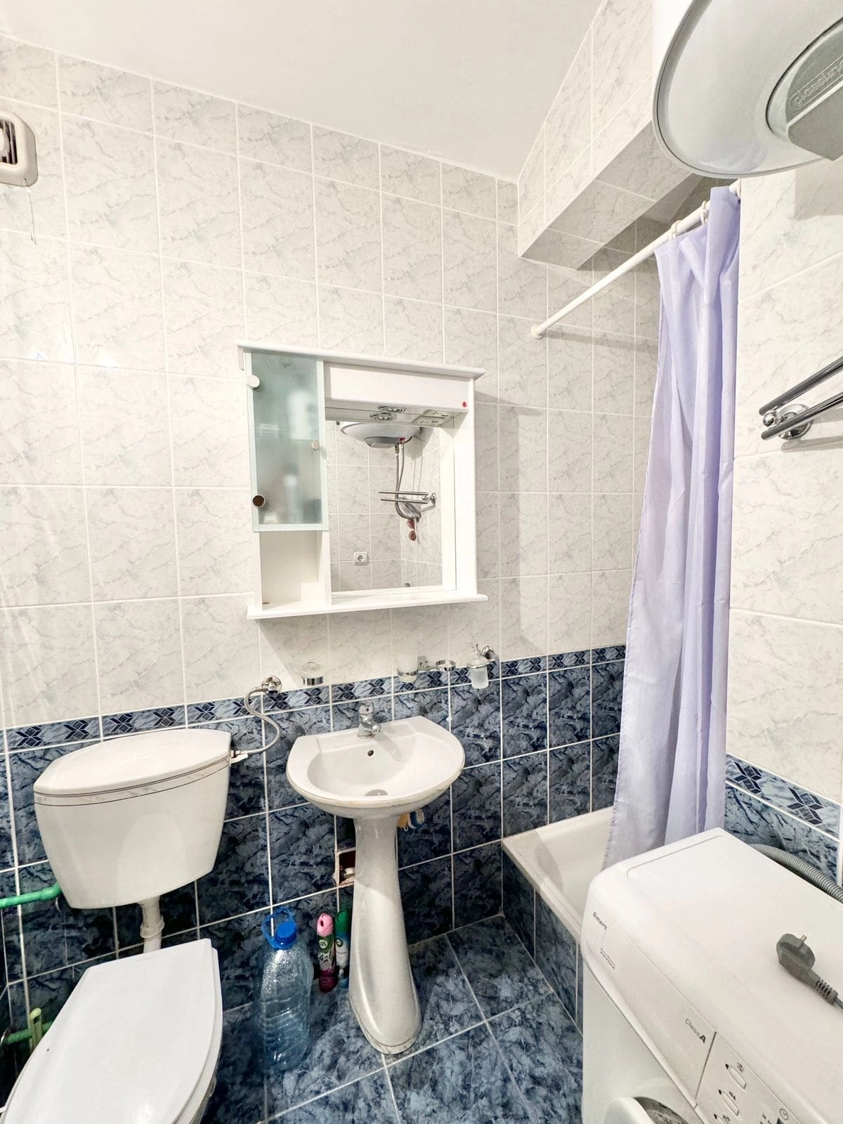 Dvosoban-stan-sa-terasom-u-Budvi-9 Dvosoban stan 54 m² – Budva — fotografija 10
