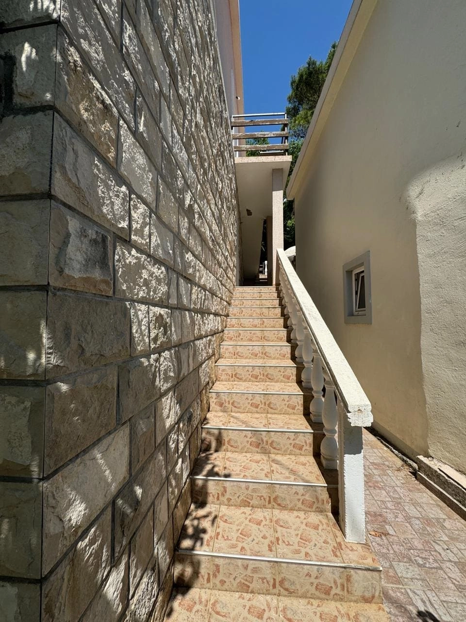 Kuća 300 m² – Lazi, Budva — fotografija 4