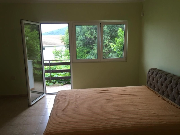 Kuća 300 m² – Lazi, Budva — fotografija 12