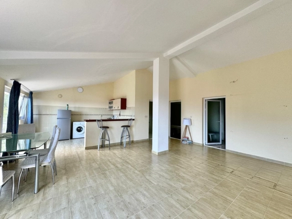 Kuća 300 m² – Lazi, Budva — fotografija 14