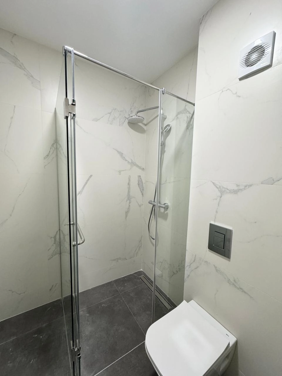 Dvosoban stan 85 m² – Bečići, Budva — fotografija 10