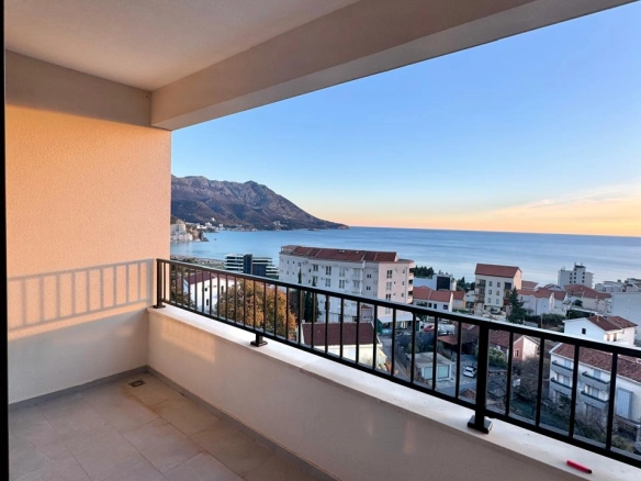 Dvosoban stan 85 m² – Bečići, Budva — fotografija 14