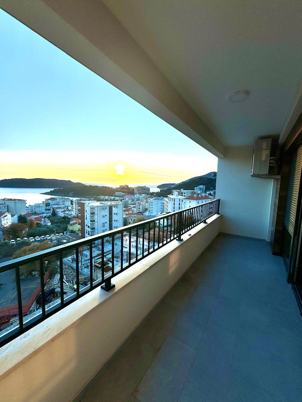 Dvosoban stan 85 m² – Bečići, Budva — fotografija 16
