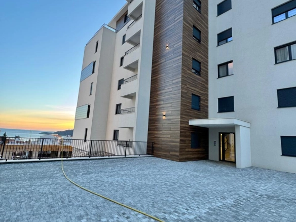 Dvosoban stan 85 m² – Bečići, Budva — fotografija 17
