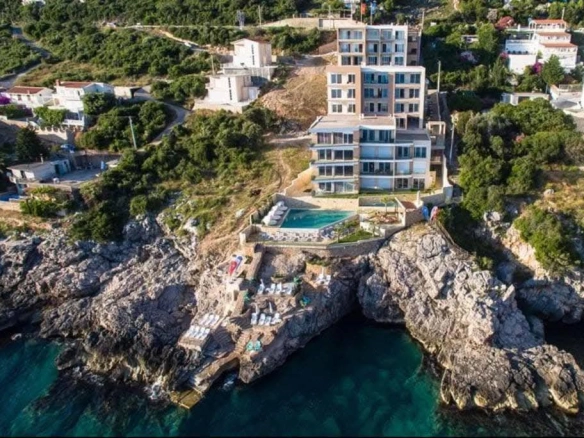 Dvosoban stan 110 m² – Dobra Voda, Bar — fotografija 17