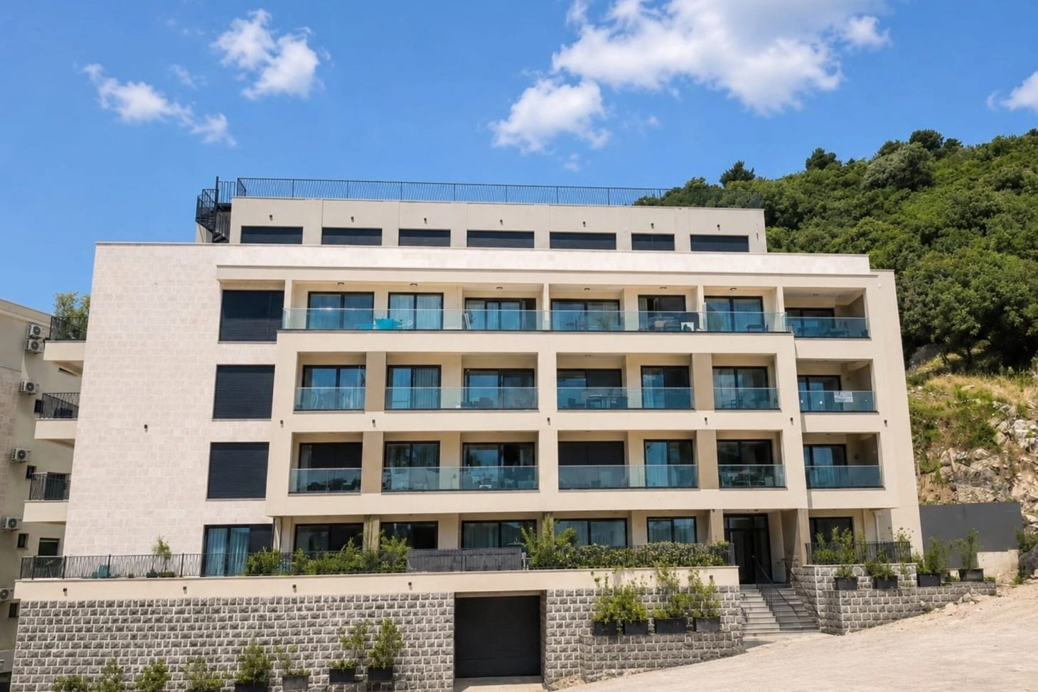 Trosoban stan 146 m² – Dubovica, Budva — fotografija 2