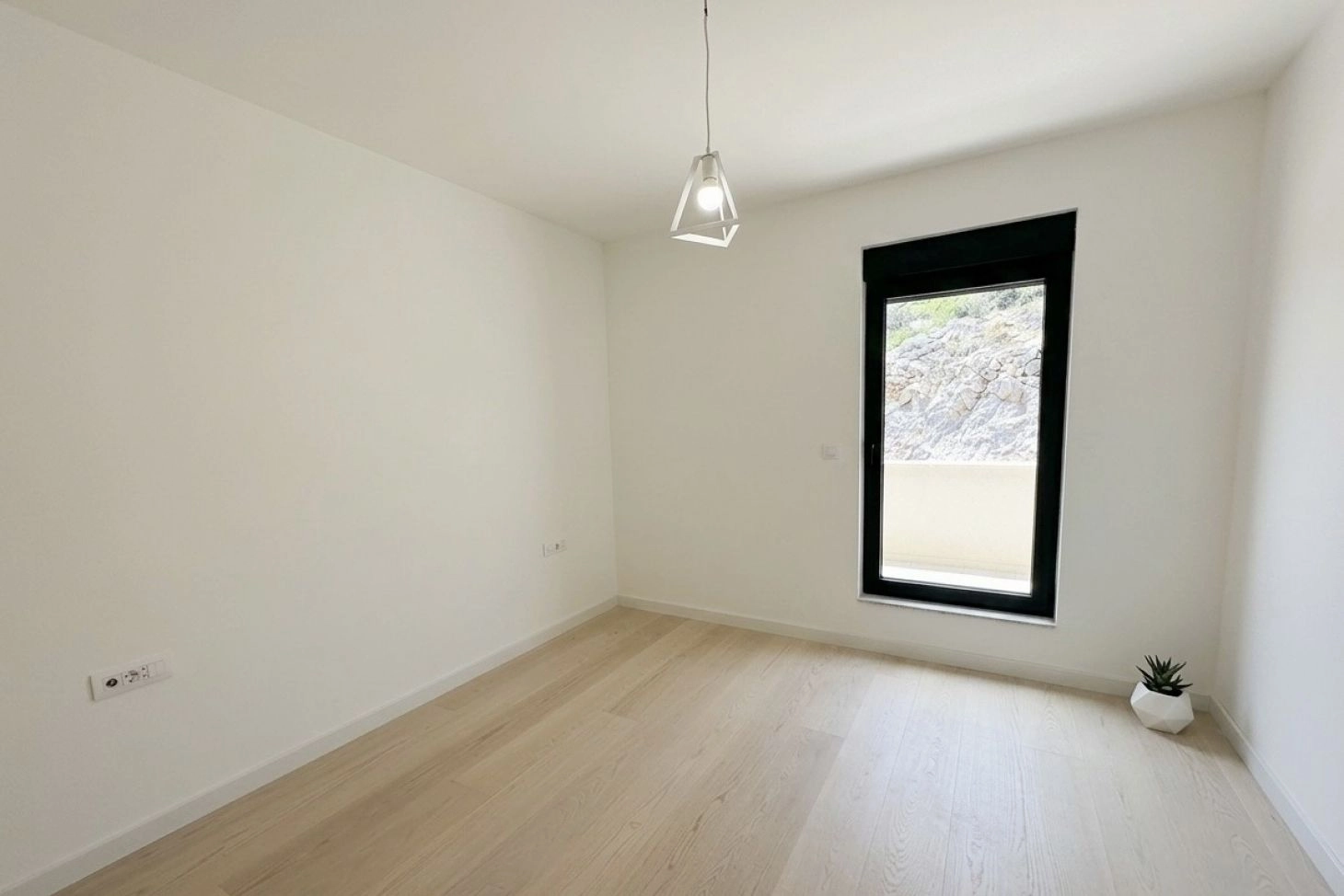 Trosoban stan 146 m² – Dubovica, Budva — fotografija 7