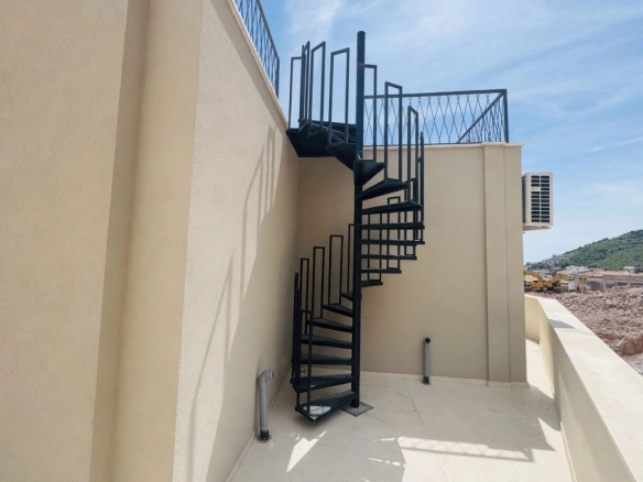 Trosoban stan 146 m² – Dubovica, Budva — fotografija 18