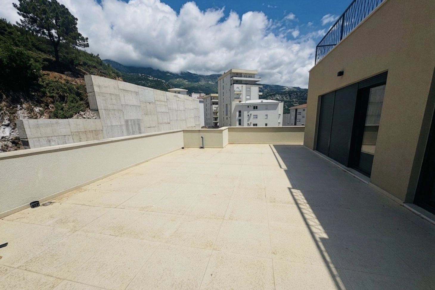 Trosoban stan 146 m² – Dubovica, Budva — fotografija 20