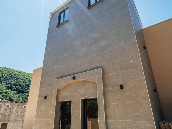 Hotel 1.530 m² – Seoce, Budva — fotografija 5