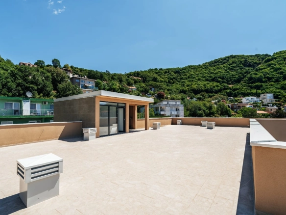 Hotel 1.530 m² – Seoce, Budva — fotografija 9