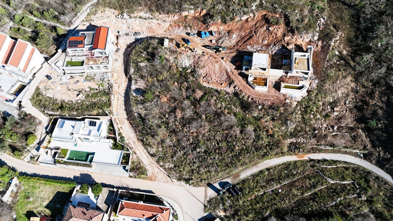 Plac-sa-pogledom-na-more-u-Blizikucama-Budva-7 Plac 1.262 m² – Blizikuće, Budva — fotografija 8