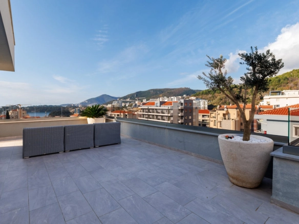 Trosoban stan 463 m² – Bečići, Budva — fotografija 7