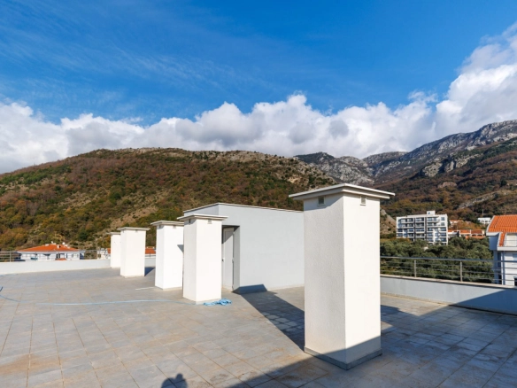 Trosoban stan 463 m² – Bečići, Budva — fotografija 9