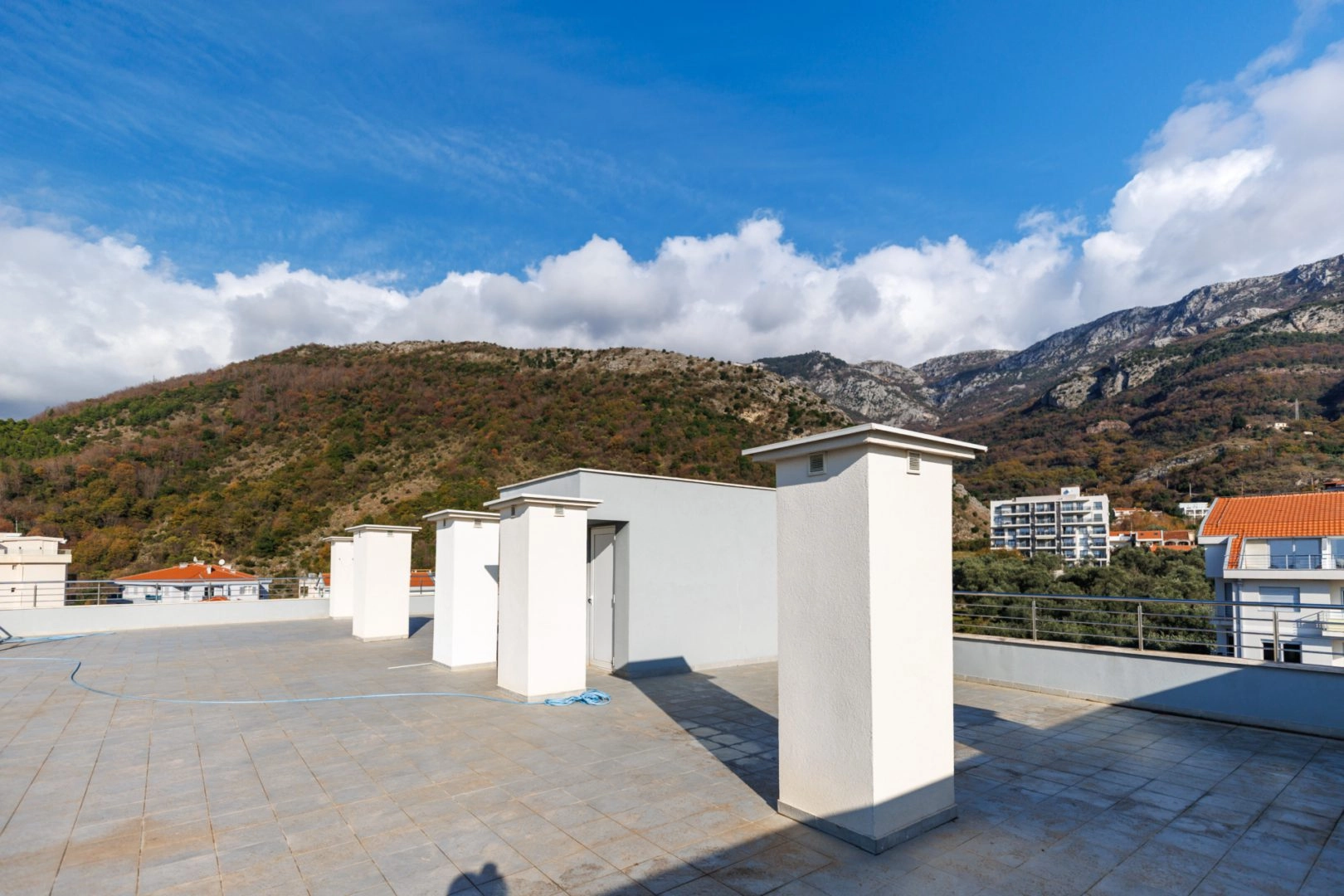 Penthaus-sa-pogledom-na-more-u-Becicima-Budva-8 Trosoban stan 463 m² – Bečići, Budva — fotografija 9