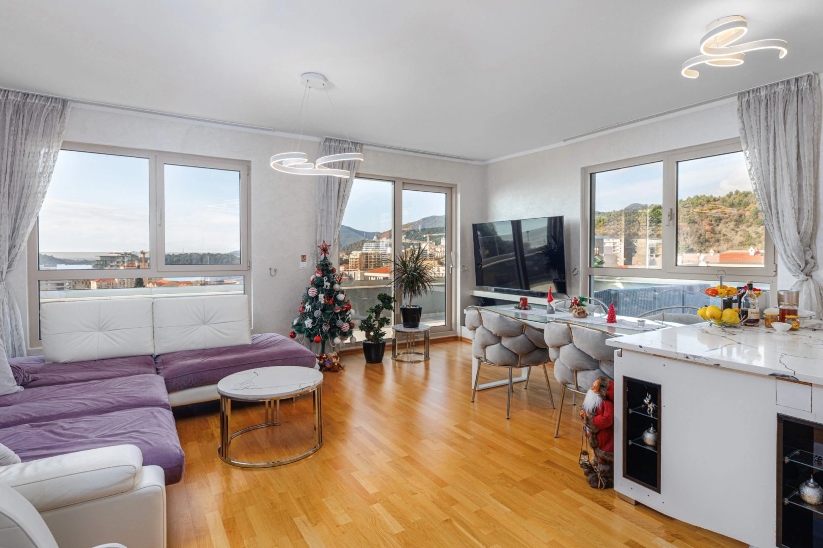 Penthaus-sa-pogledom-na-more-u-Becicima-Budva-12 Trosoban stan 463 m² – Bečići, Budva — fotografija 13