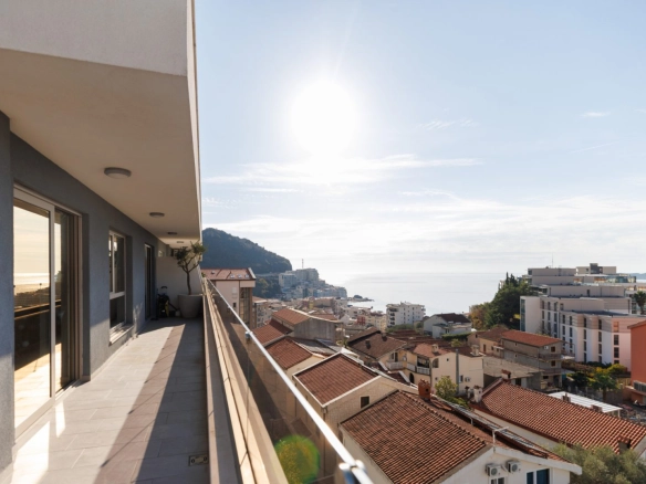 Trosoban stan 463 m² – Bečići, Budva — fotografija 16