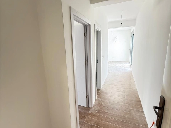 Jednosoban stan 54 m² – Dobra Voda, Bar — fotografija 4